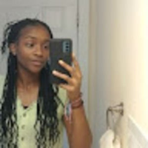 Meet your Posher, Gabby